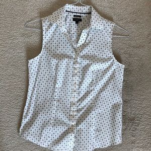 White Sleeveless shirt with Anchors